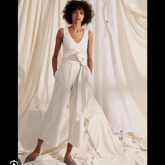 Club Monaco White Agrikah Jumpsuit - Picture 5 of 6